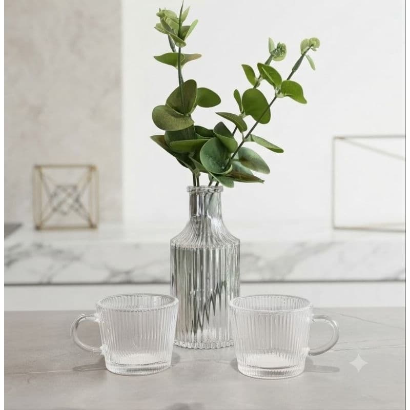 kit xícara de café + vaso decorativo com arranjo