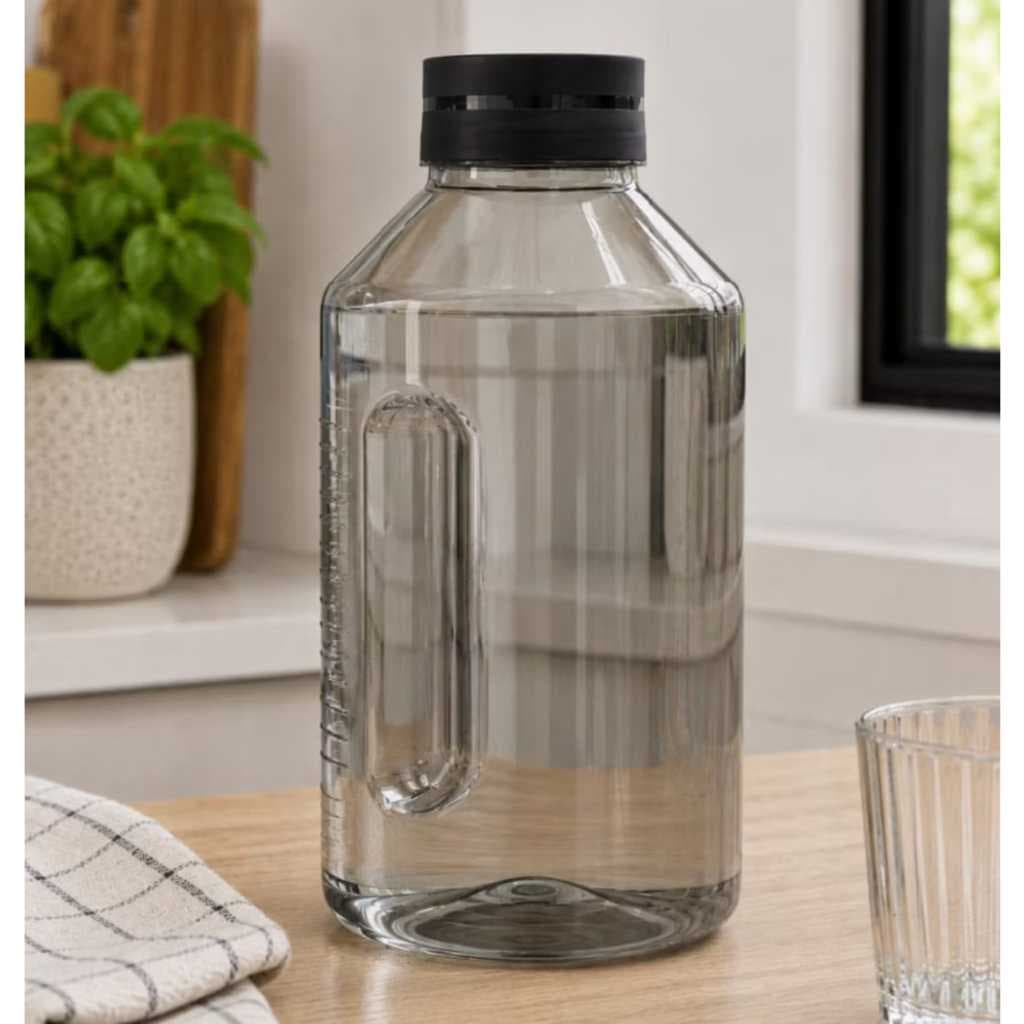 Garrafa De Água Para Geladeira Esmeralda1,5 Litro Jarra Suco Com Tampa Higiênica Design Moderno Tampa Efeito Cascata