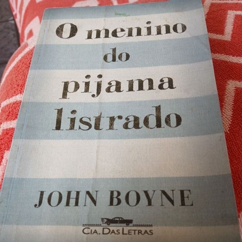 O Menino do Pijama Listrado- John boyne (produto usado/ver descrição)