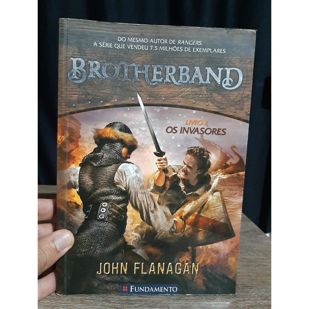 Livro Brotherband - Os Invasores - Ficcao - John Flanagan