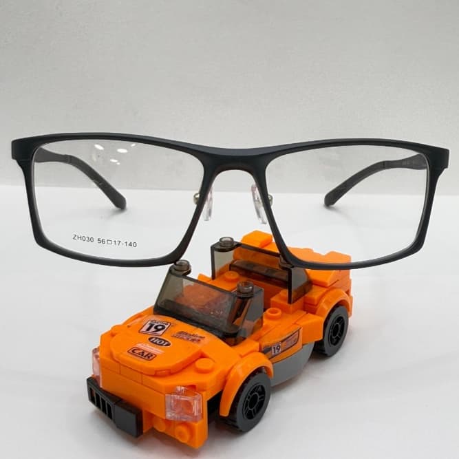 Armaçao para oculos de grau de ALUMINIO,modelo quadrado