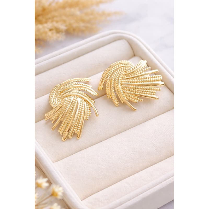 Brinco Folheado a Ouro Luxo Design Moderno – Elegância e Sofisticação