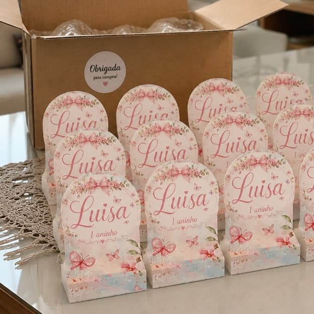 Caixinha porta chocolate bs Jardim Encantado Lembrancinha Personalizada  - Chá de bebê Piqueniques Mesversário