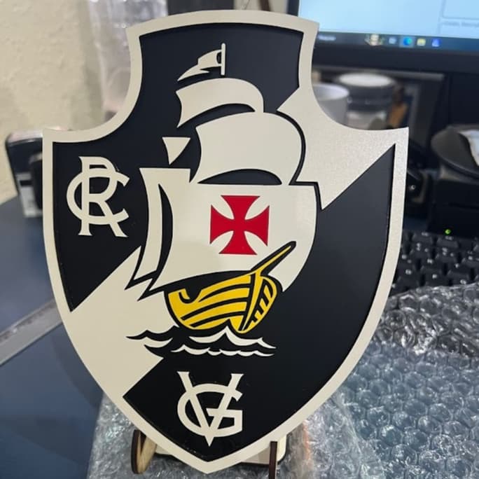 Quadro Vasco da Gama 3D em Alto Relevo – MDF3mm 20x20cm + Suporte +Brindes