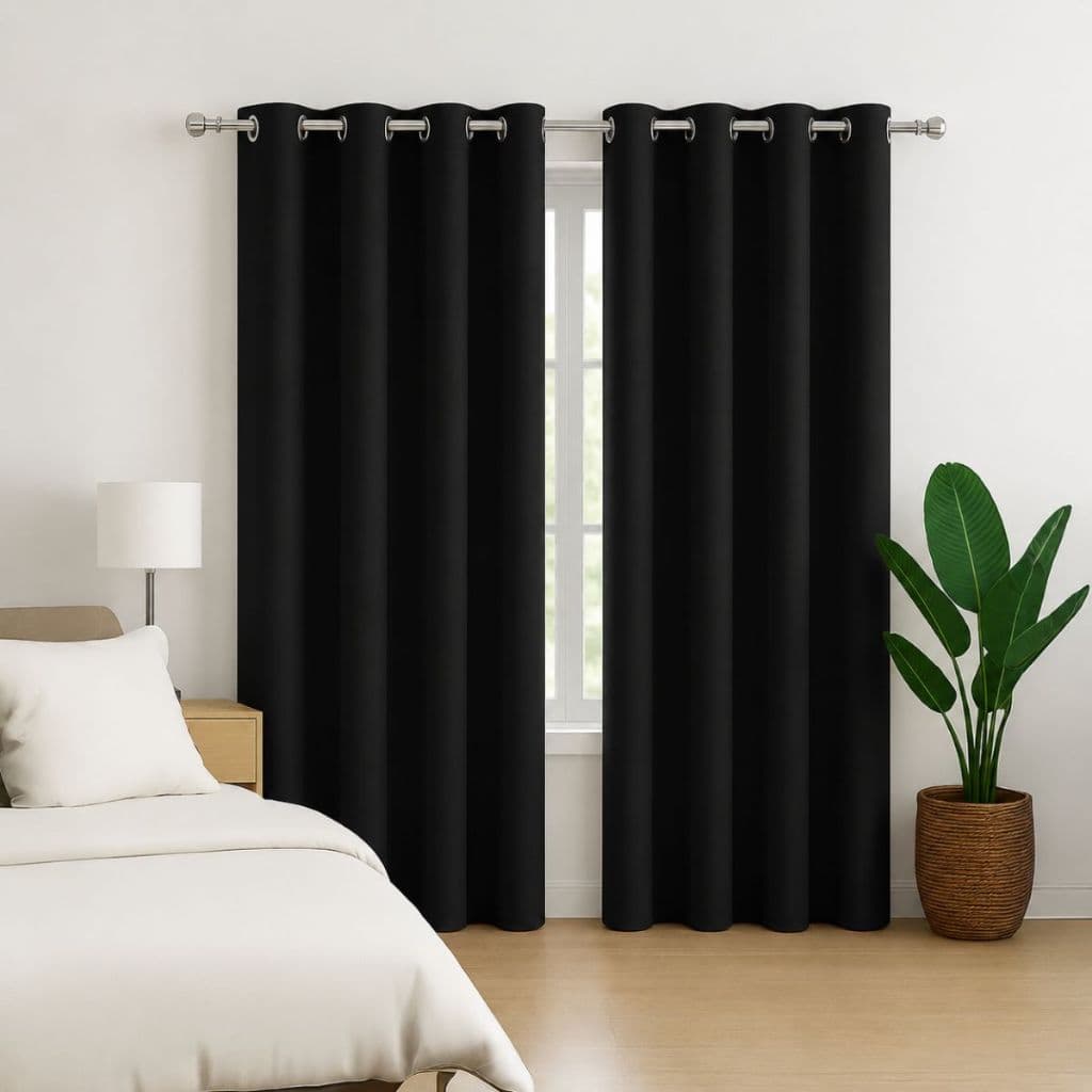 Cortina Blackout Nobre Lar PVC Corta 100% a Luz 2,80 m x 1,80 m