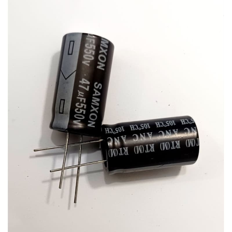 UM capacitor eletrolítico 47uf 550v 105 Marshall Fender Vox