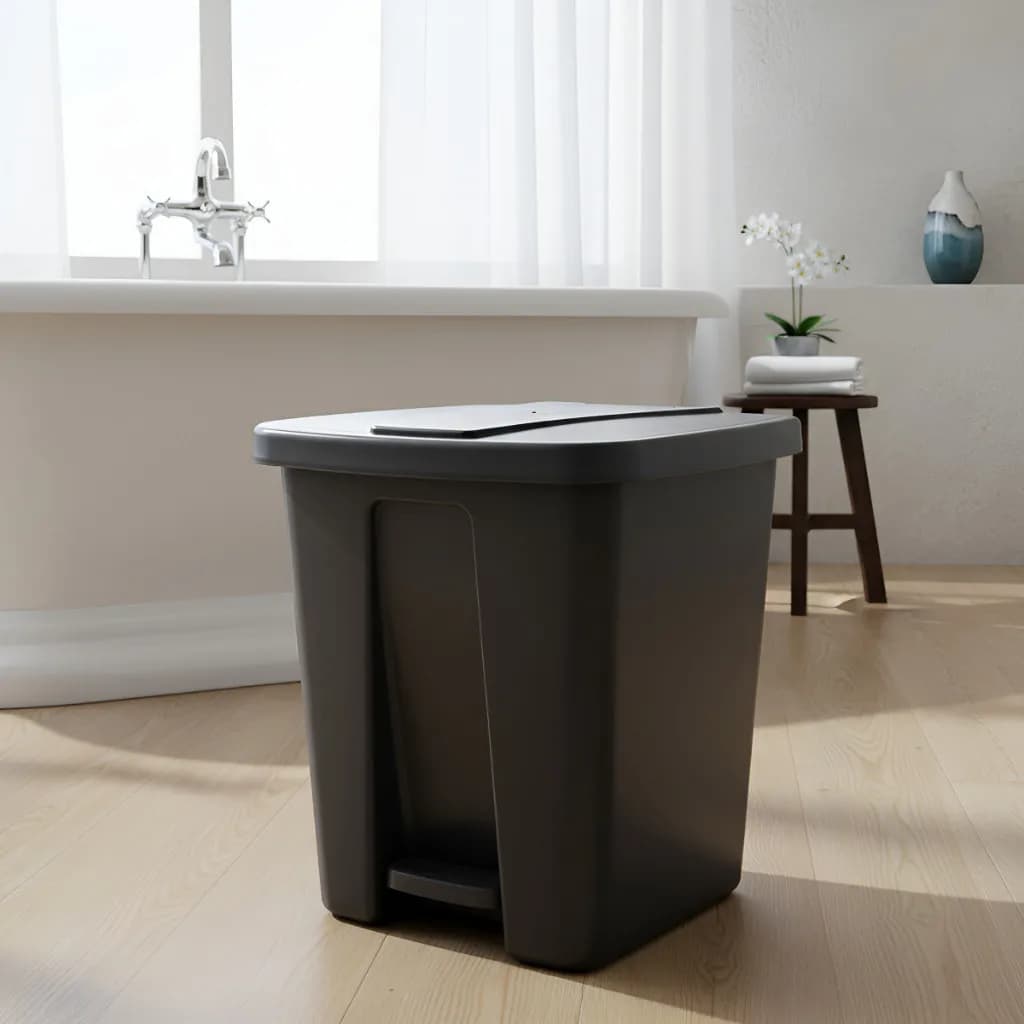 Lixeira com Pedal 16L - Preta
