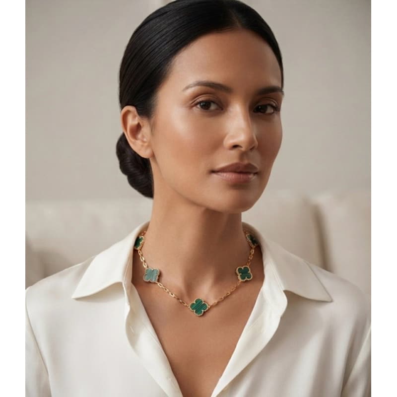 Colar Verde Esmeralda Trevos