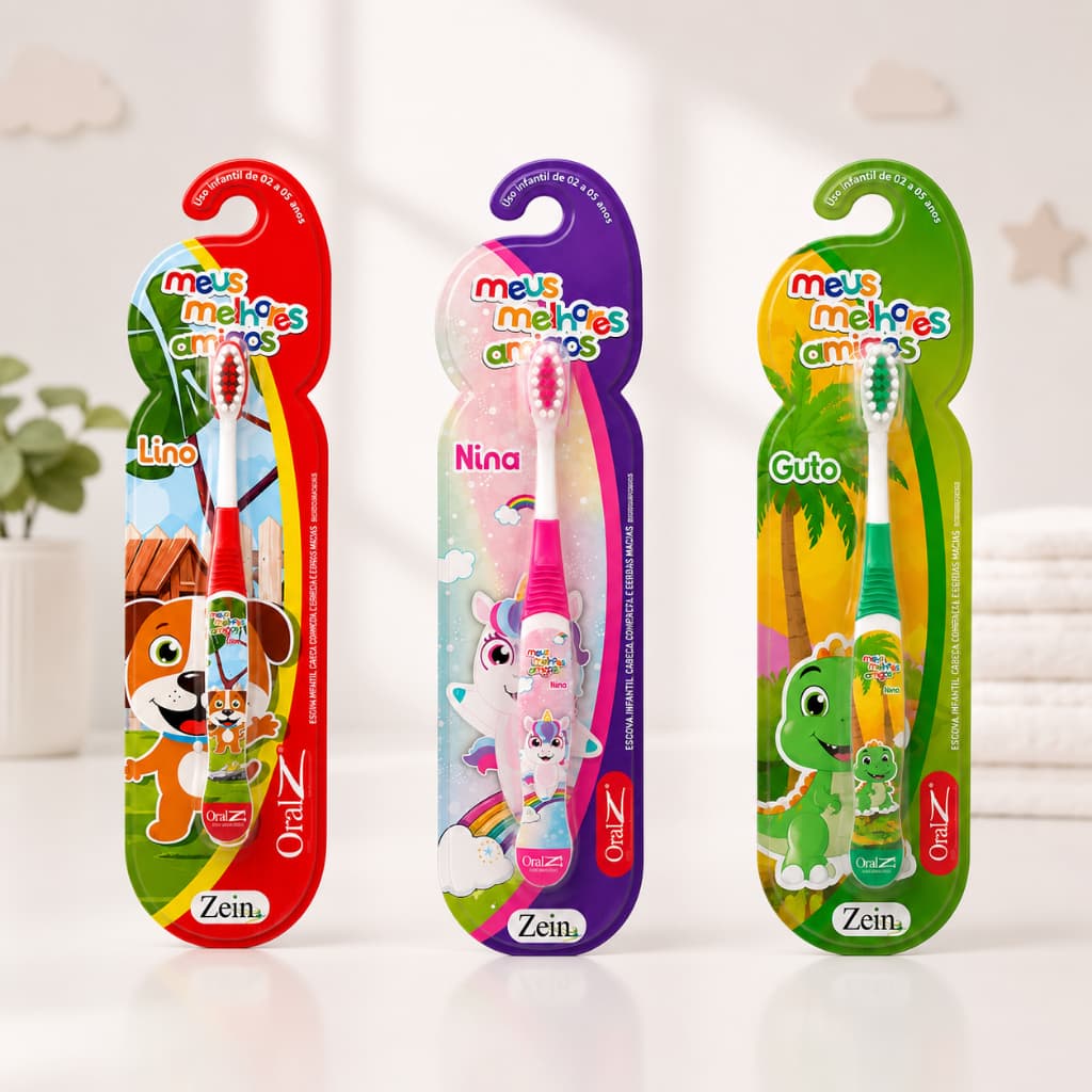 Kit 2 Escovas De Dente Infantil Macia Com Capa Protetora Unicornio Cachorro