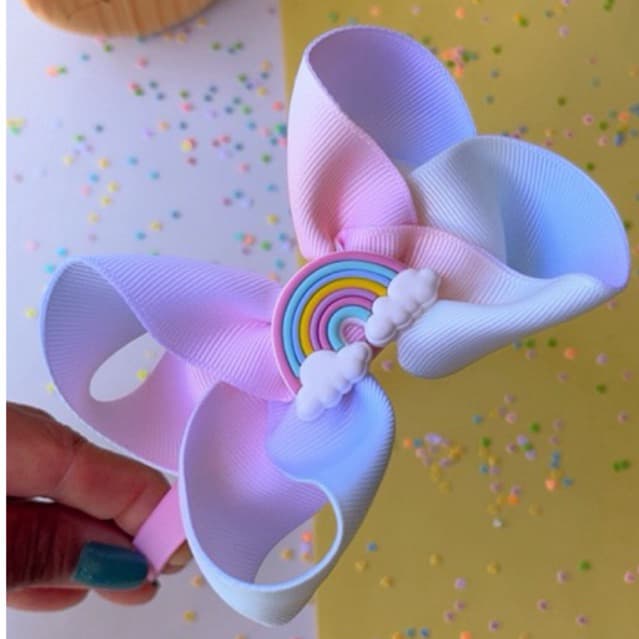 Arco adaptável infantil com laço candy Tiara laço candy infantil Tiara adaptável candy Tiara infantil laço com arco-íris