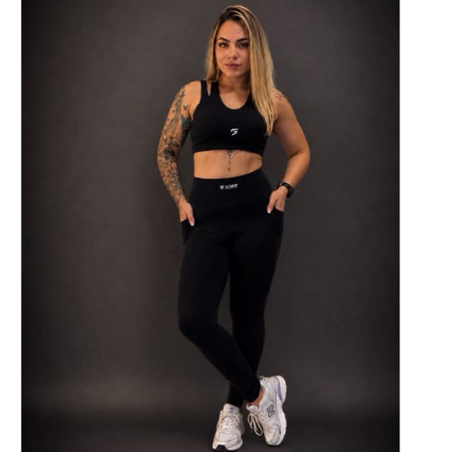Conjunto fitness em poliamida premium legging com bolso + top com bojo removível