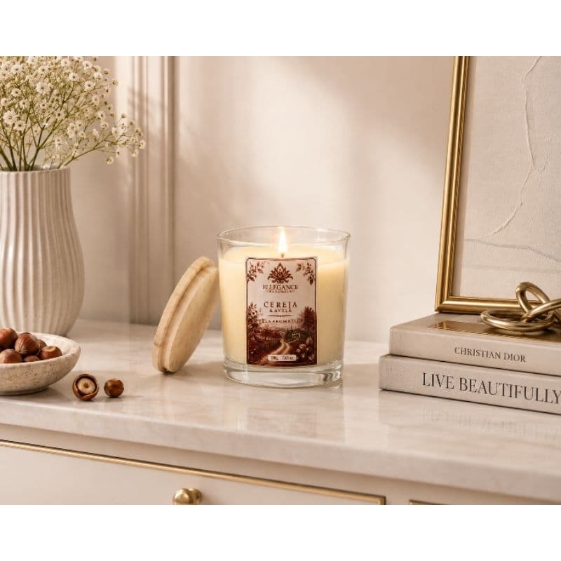 Vela Aromática Cereja & Avelã 200g Cera de Coco | Ellegance Aromas