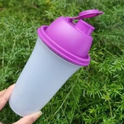Quick Shake 500ml - Tupperware Original Sheiquera com hélice para dissolver