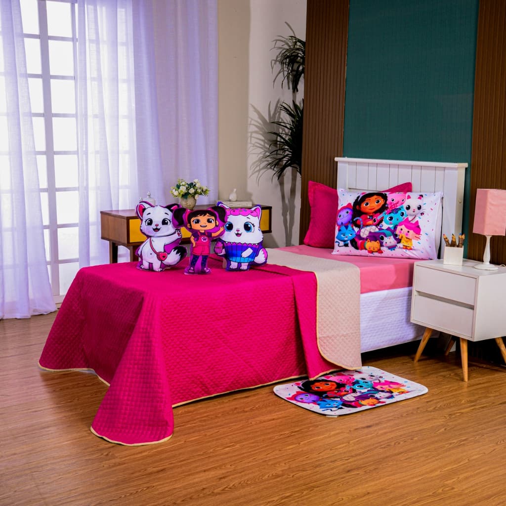 Kit Cobre Leito Gabby 8 Peças Completo Com 3 Almofadas + Tapete Menina Solteiro
