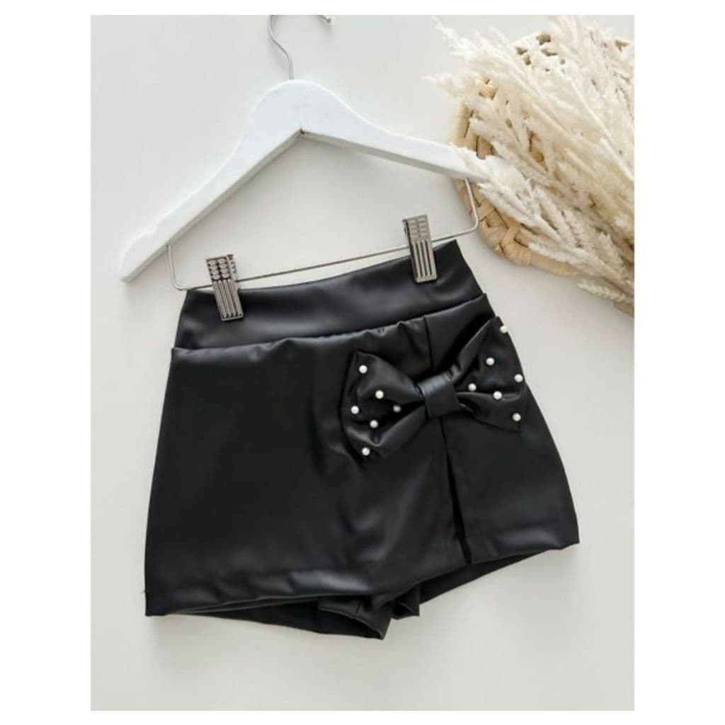 Shorts saia em couro, de laço com perolas infantil