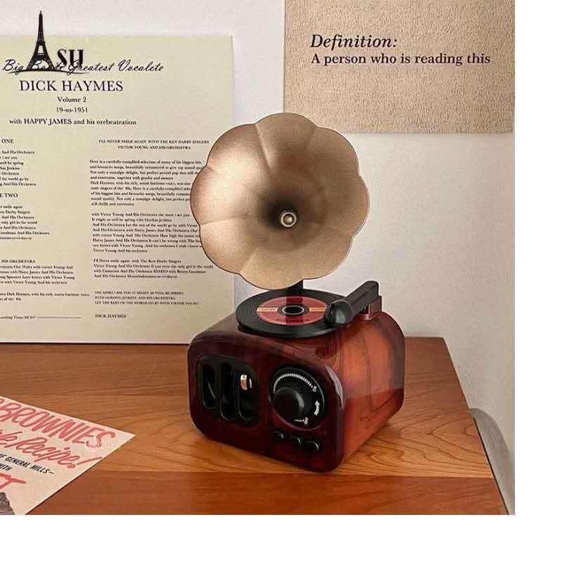 Mini Gramofone Vintage Decorativo – Charme e Elegância para Seu Ambiente!