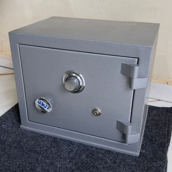 Cofre 30 Cm Sem Concreto Prateleira Pintura Eletrostática Branco