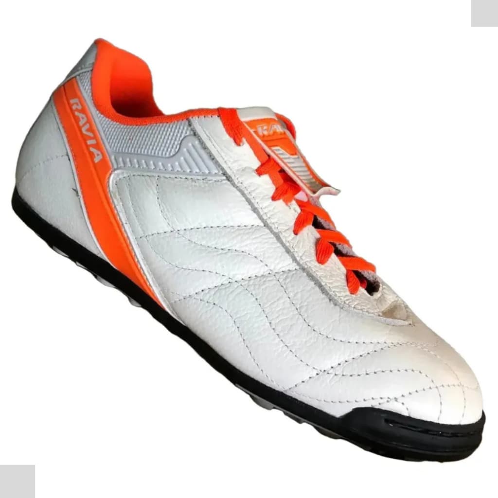 Chuteira Society Futebol Masculina Feminina de Couro Legitimo Marca Ravia Ideal para Pratica Futebol
