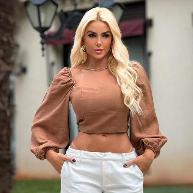 blusa feminina cropped manga longa moda blogueira com bojo de amarração nas costas