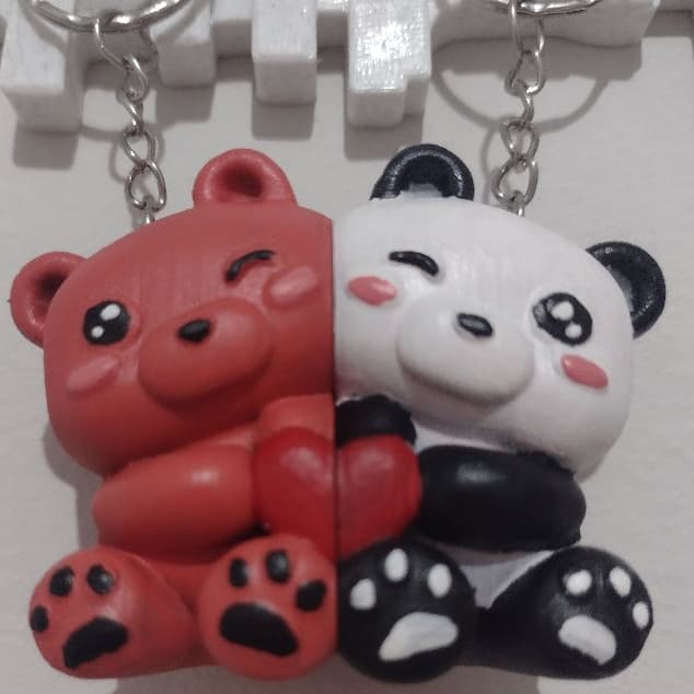 Par de Chaveiros Magnéticos Panda e Urso 4cm – Pintado à Mão com verniz | Chaveiro Casal com Ímã