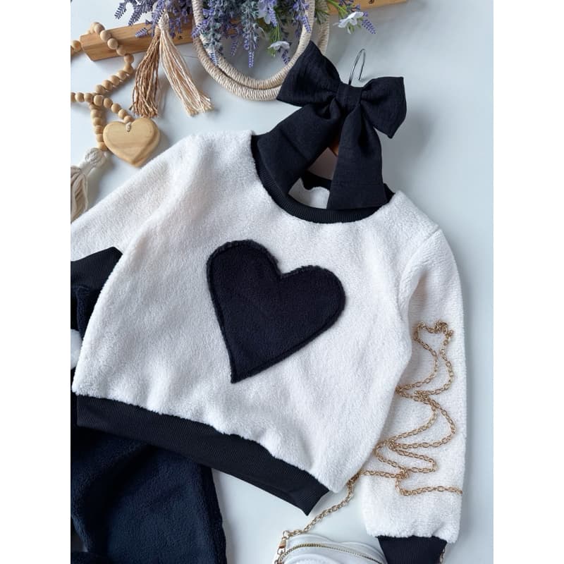 ✨ Conjunto Infantil Peluciado Coração ✨