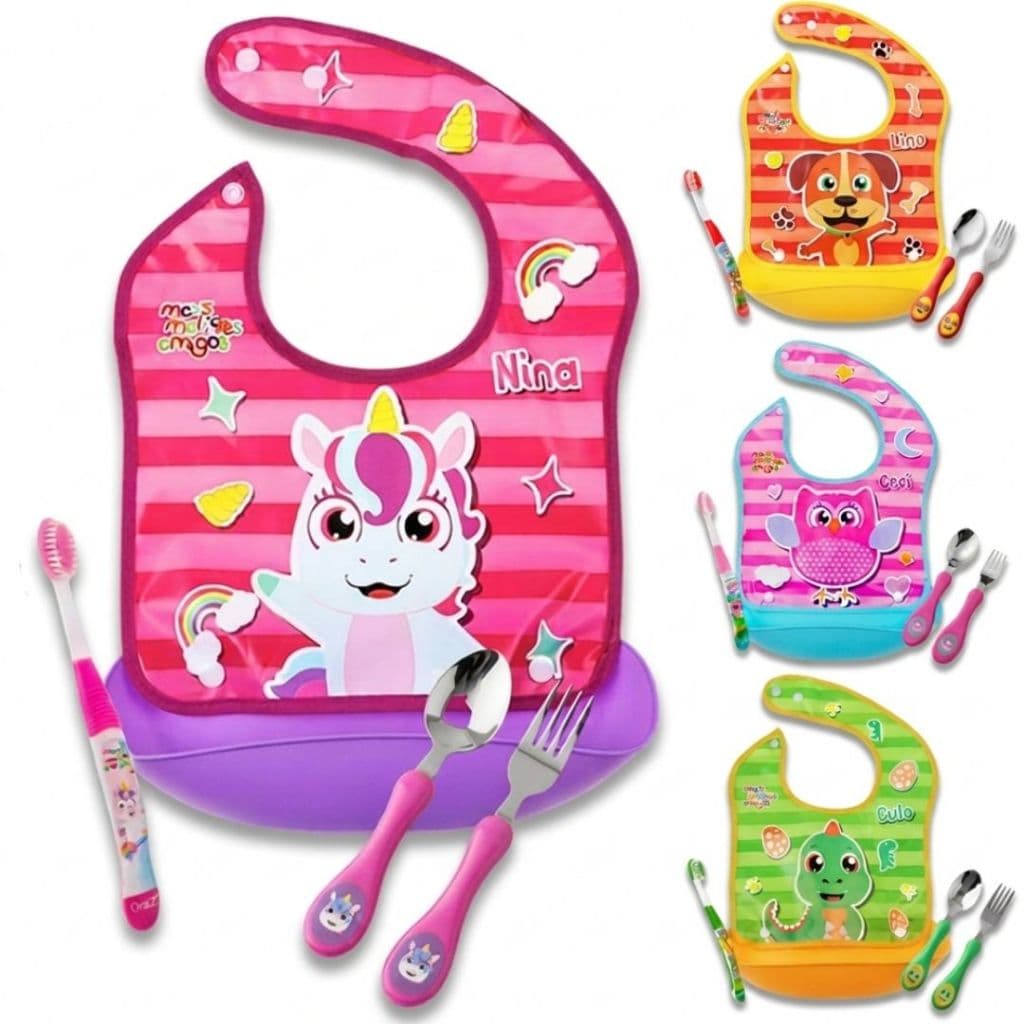 2 Talher + 1 Escova + 1 Babador Infantil Pega Migalhas Impermeável Ajustável Refeição Personagens