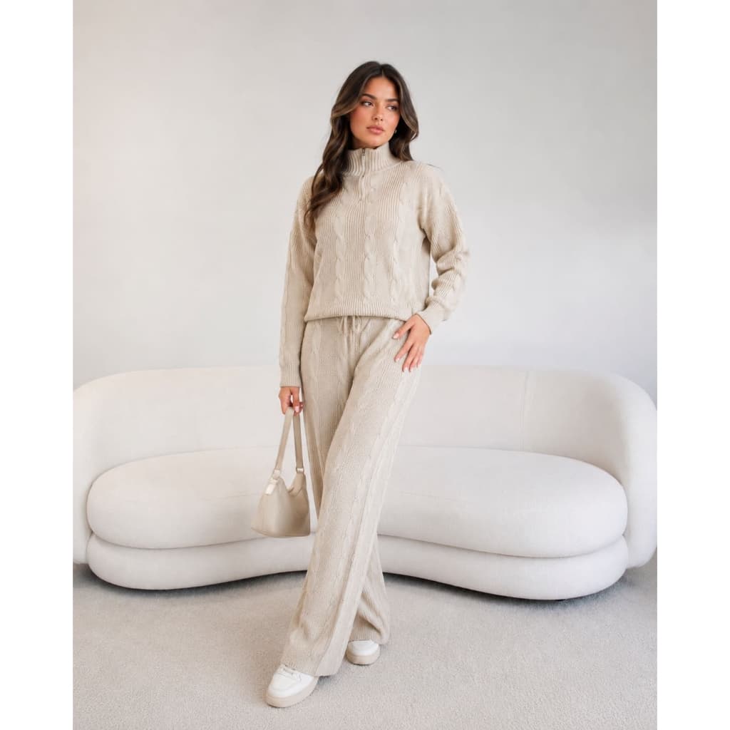 Conjunto Taiwan Feminino em Tricot Trançado com Blusa Gola Alta Zíper e Calça Pantalona Inverno