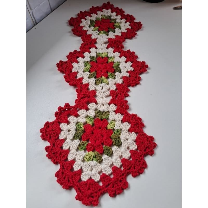 kit 3 mini trilho de crochê/ artesanal / mini trilho na cor vermelha