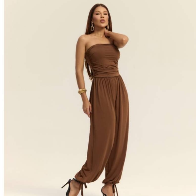 Macacao feminino Tomara Que Caia Aladim Pantalona  Com Elastec Macaquito Poliamida