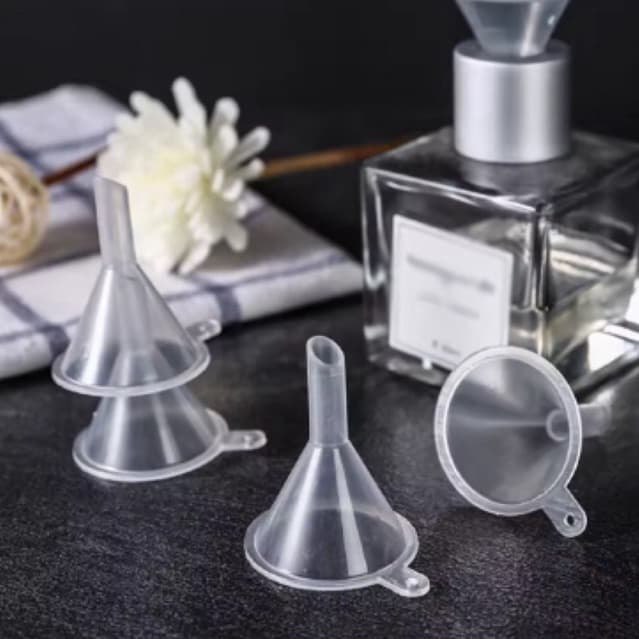 Kit Mini Funil Pequeno Decant Perfume Óleos Multiuso Translúcido Ferramentas Perfumaria