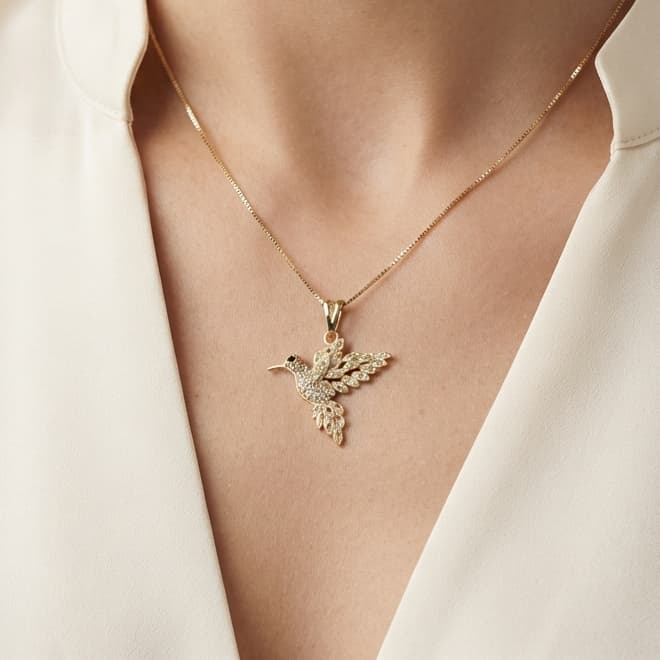Colar Beija-Flor Dourado Elegante - Pingente Cravejado com Zircônias Corrente Cobra Ajustável Presente