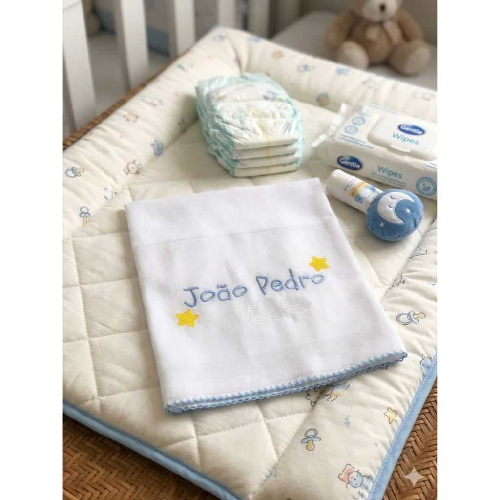 Fralda de passeio bordada nome personalizado Nuvem Estrelas Enxoval Bebê Menino Pano de Lavagem