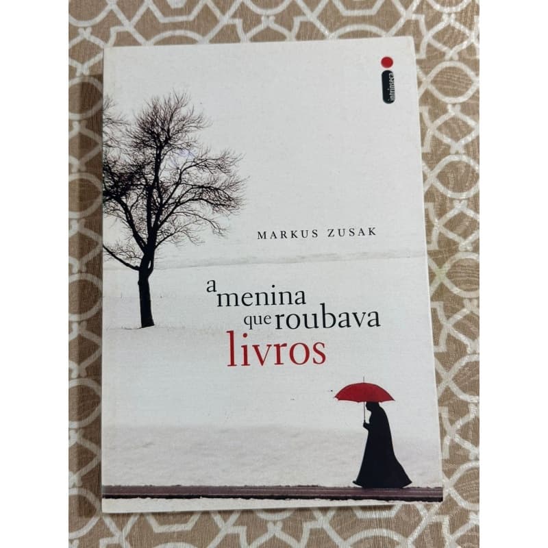 Livro a menina que roubava livros, leitura, letor, leitora, ler, bazar, brechó, desapego, garimpo, sebo, biblioteca