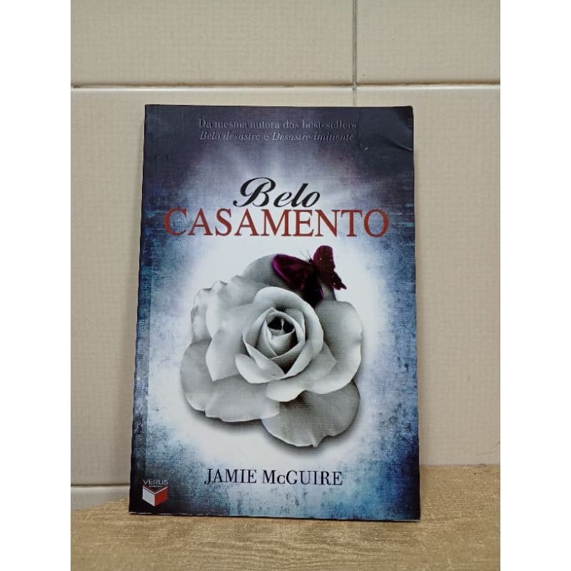 livro Belo Casamento Jamie McGuire editora Verus usado