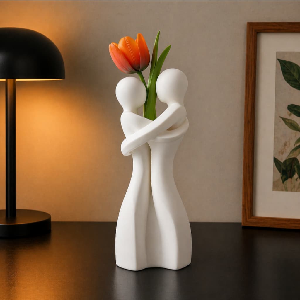 Estatueta Vaso Decorativa Casal Namorados - Escultura Porta Flores Artificiais Moderna