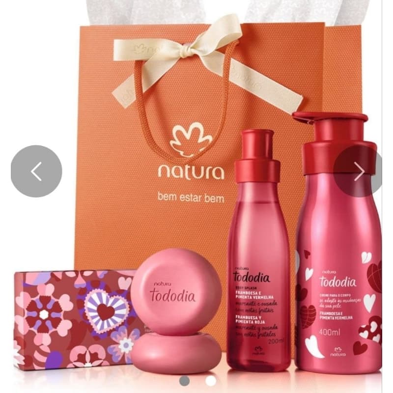 kit Tododia Framboesa e Pimenta Vermelha Natura. Contém 1 Hidratante Corporal 400ml, 1 Body Splash 200ml e 2 sabonetes