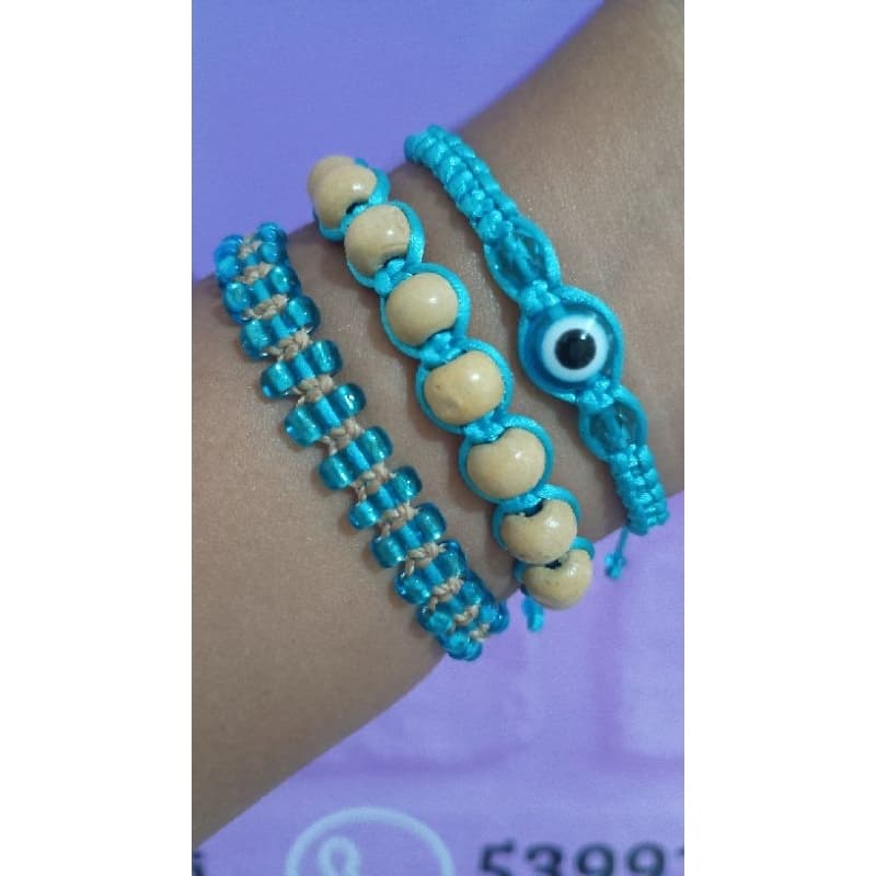 Kit Pulseiras Artesanais Unissex em Macramê Azul com Olho Grego e Biojoia