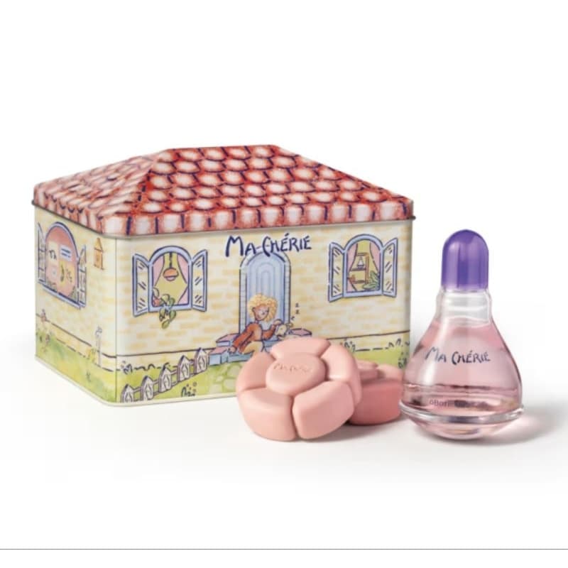 01 Ma Chérie Desodorante Colônia 100ml+ 02 Sabonete Ma Chérie 90g cada +
01 Lata Presenteável Ma Chérie