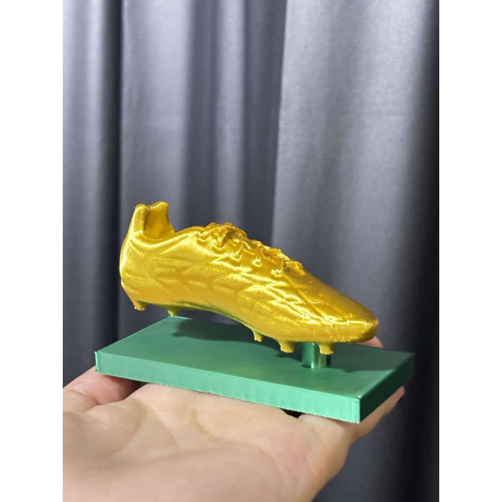 Miniatura Chuteira de Ouro - Impressão 3D • Decoração Futebol