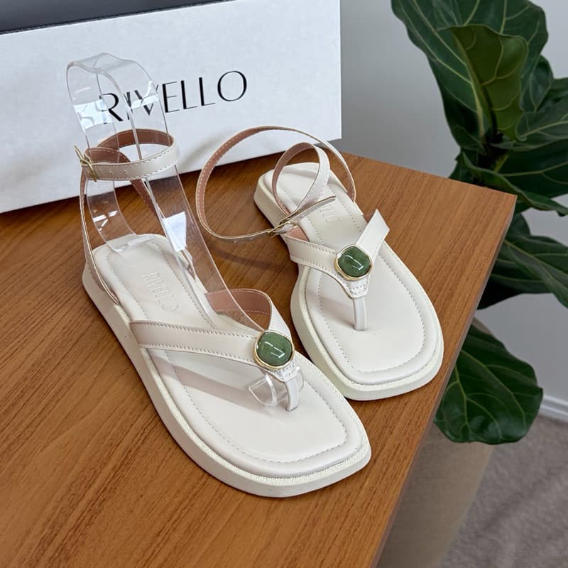 Sandália Feminina Rasteira Elegante Rivello Asa Delta Detalhe Pedra Sofisticada Confortável