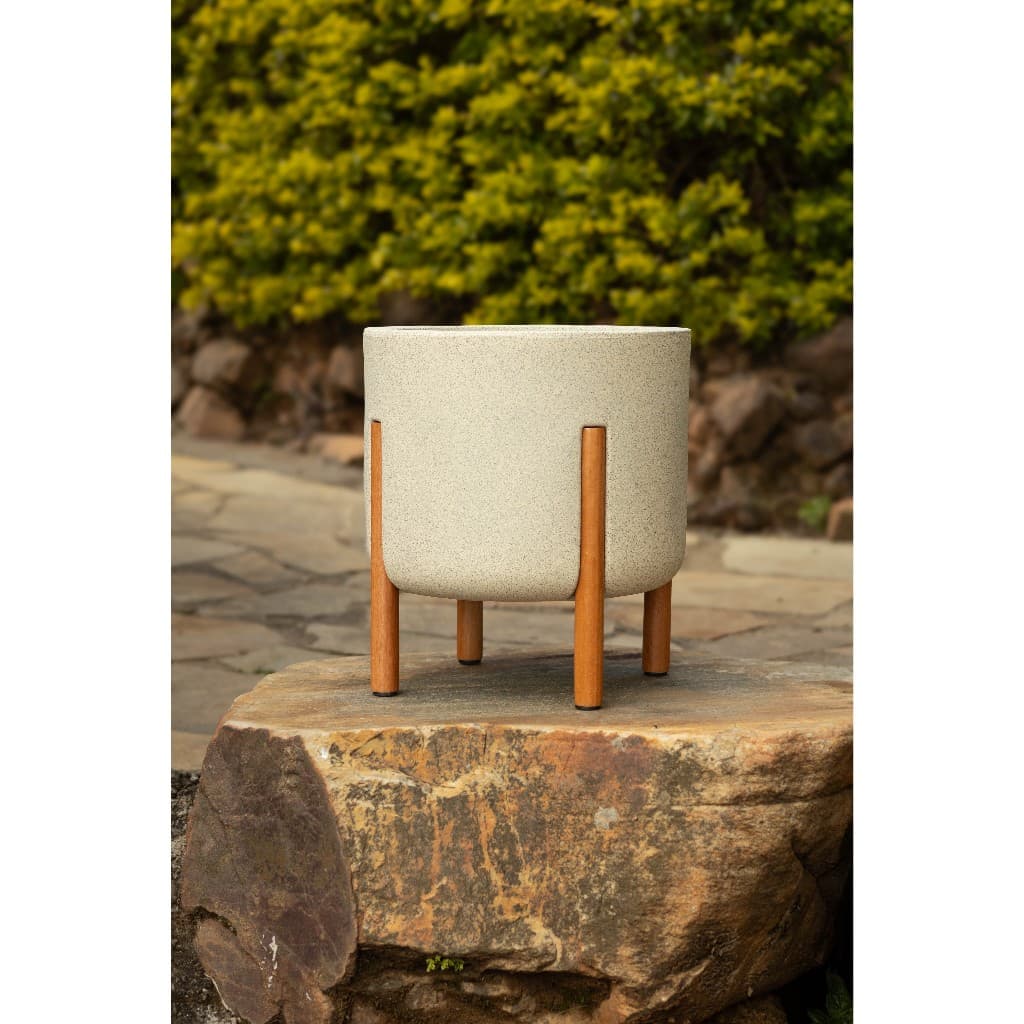 Vaso Polietileno Para Plantas com Pé de Madeira Vaso Nórdico com Suporte M