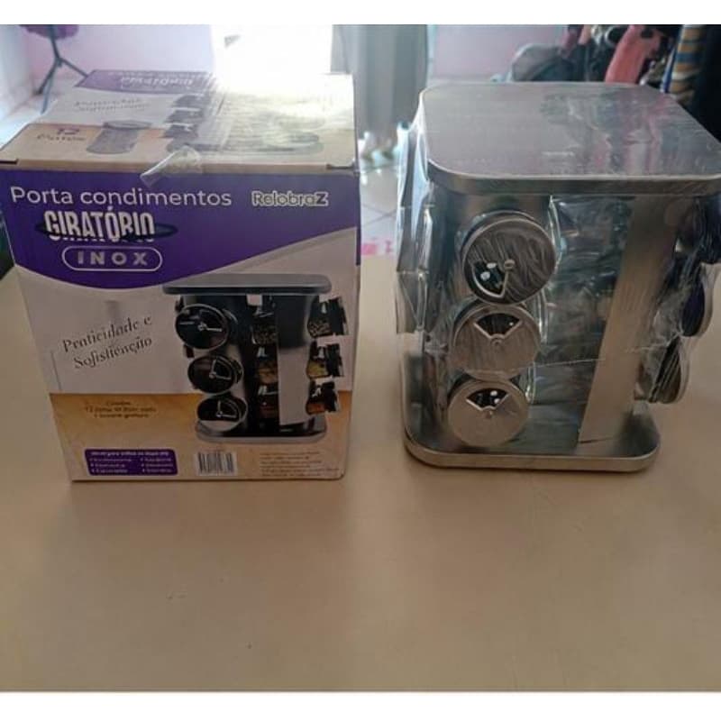 Porta Tempero Giratório Quadrado Inox - Base Giratória e 16 Potes de Vidro com Etiquetas