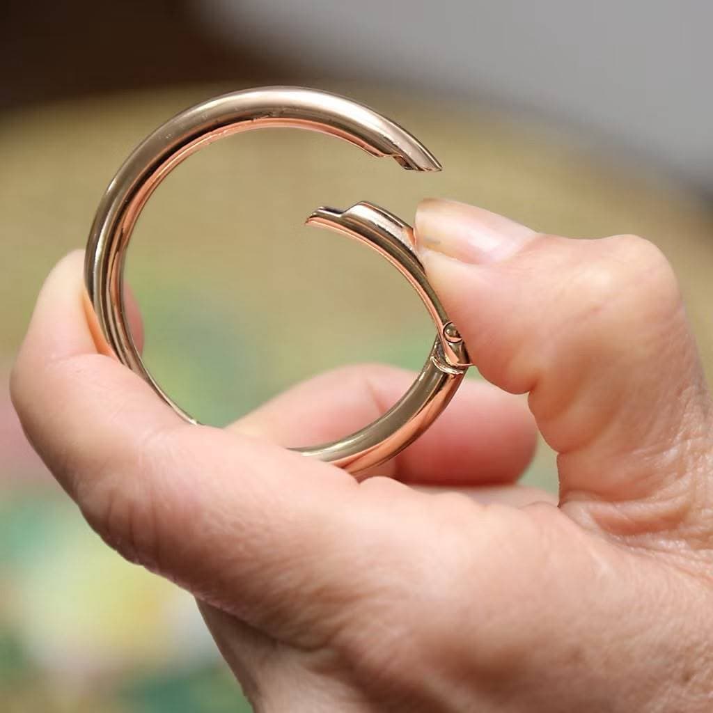 2 Argolas Articuladas Mosquetão 40 MM Dourado Para Bolsas de Crochê e Artesanato em Geral