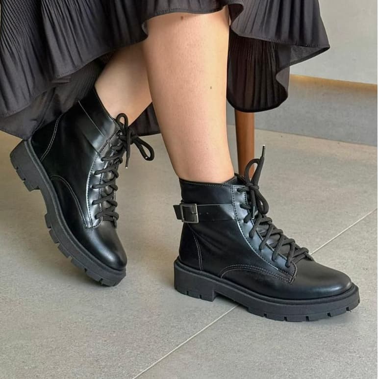 Bota Coturno Feminina queima de estoque coleção 2026 macia leve conforto otimo preço