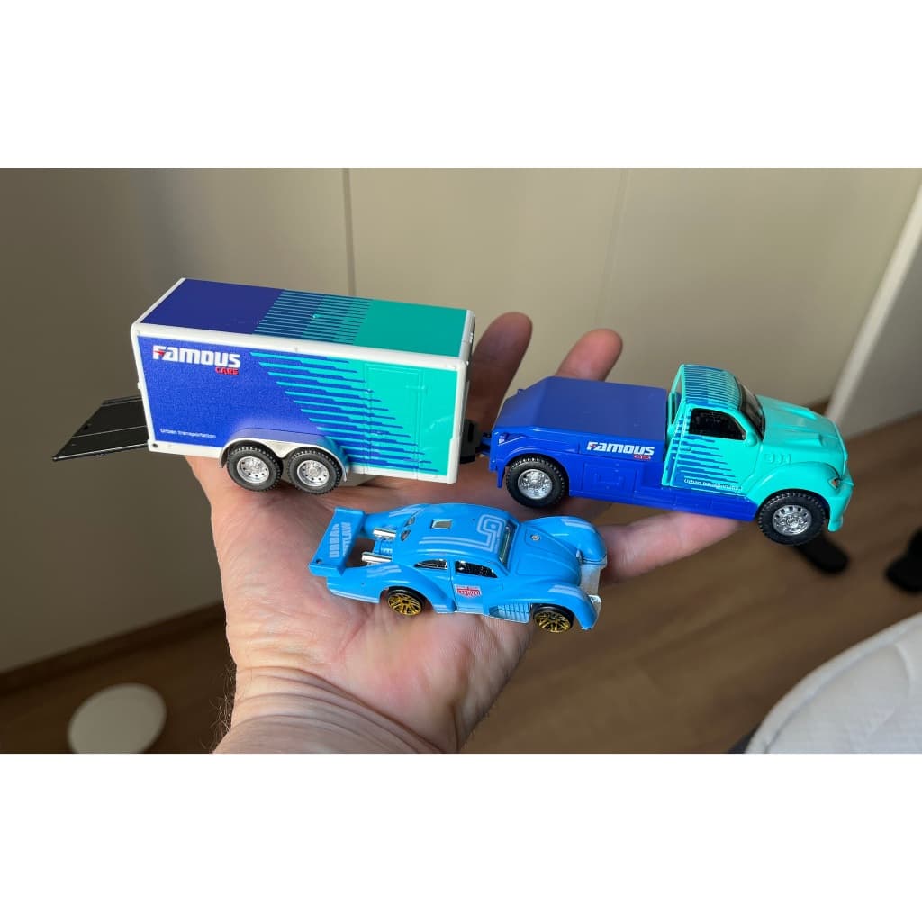 picape truck com trailer 4 rodas pneu borracha e carro Volkswagen Kafer racer car