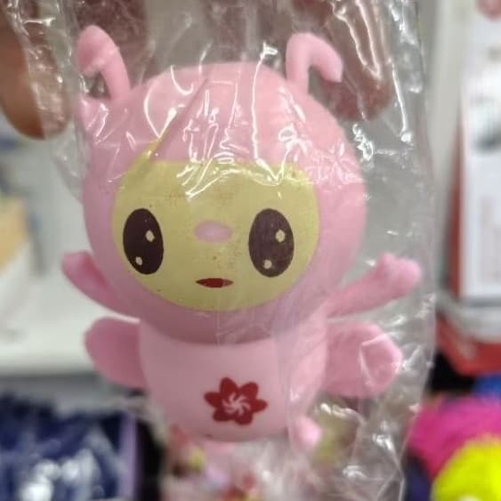 Brinquedo pequeno anti estresse La bubu envio hoje