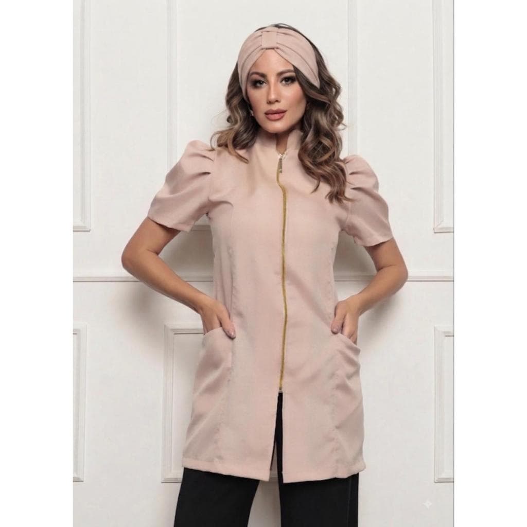 Jaleco Feminino Manga Curta Bufante  Zíper Mara Nude + Turbante  Gardenia Jalecos