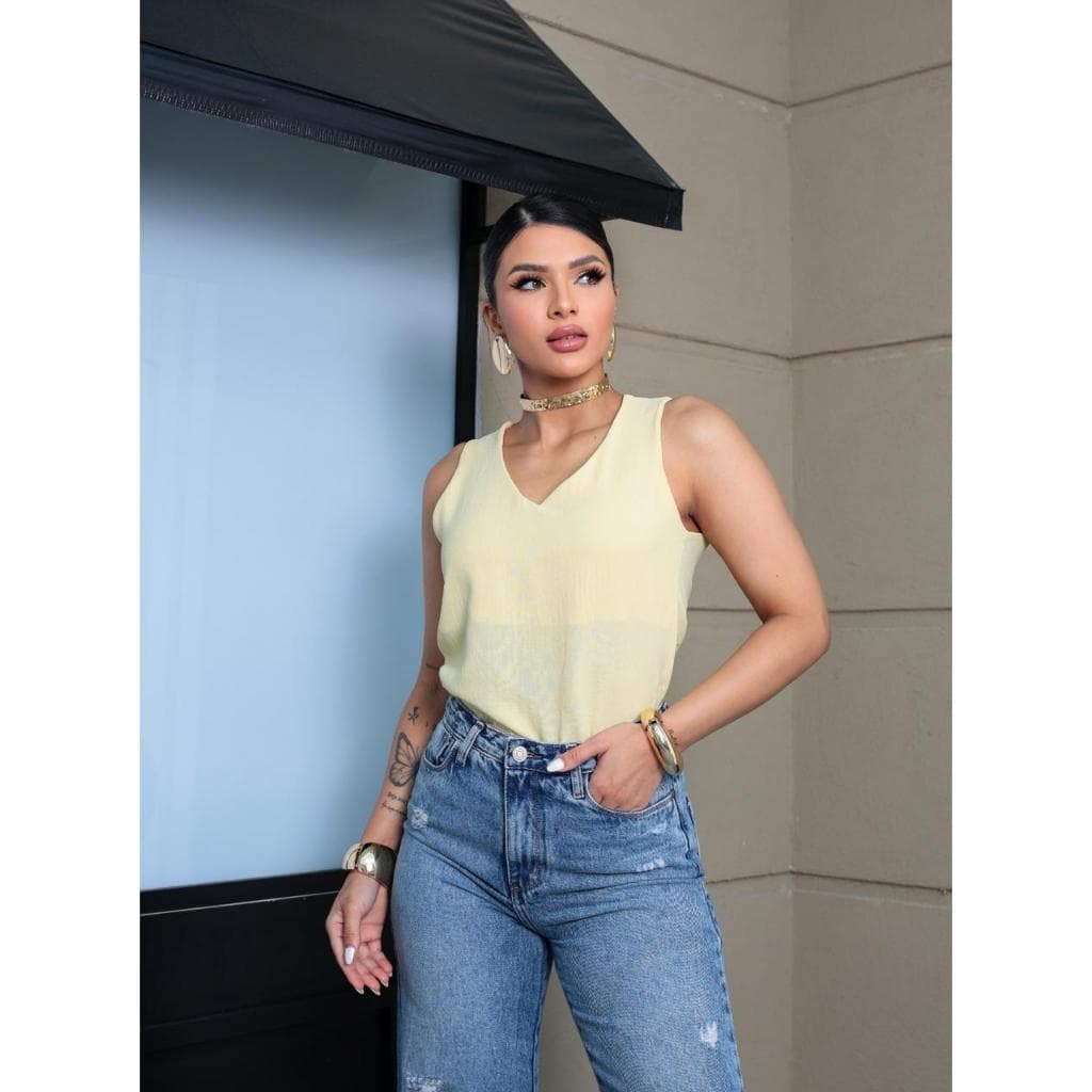 Blusa Regata Feminina Alça Larga Grossa Lisa Básica Elegante