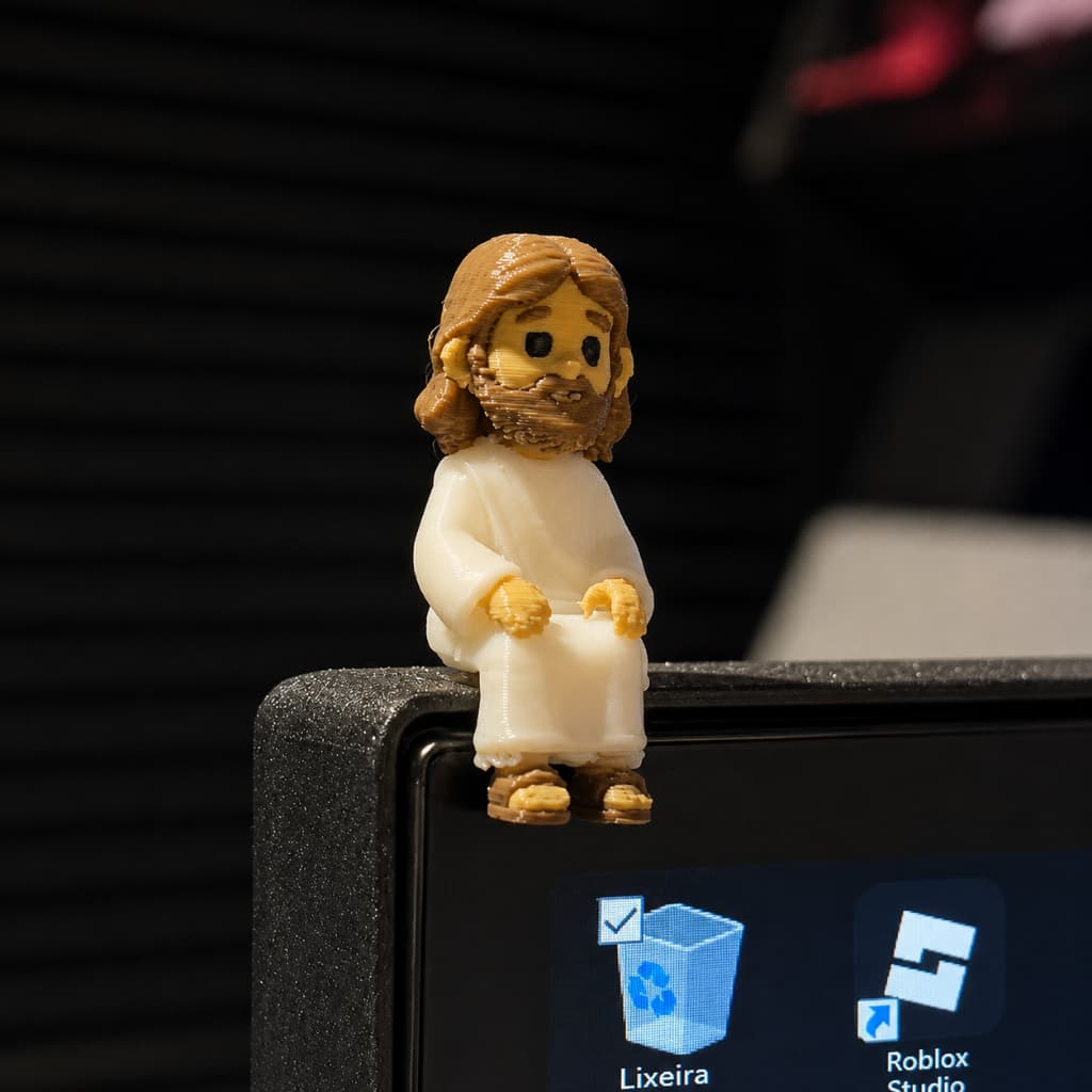 Mini Jesus para Monitor Viralizou TV Enfeite Religioso Decorativo para Computador Chibi