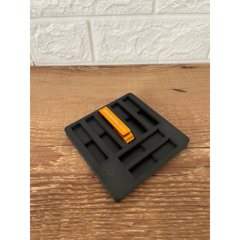 Suporte para chaveiro pe de galinha gravação a laser
